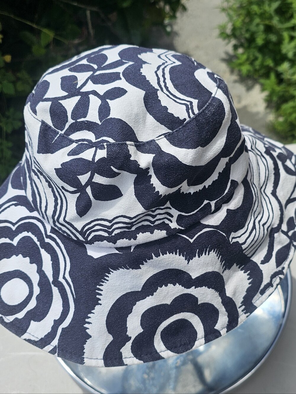 Floral Bucket Hat - Navy & White